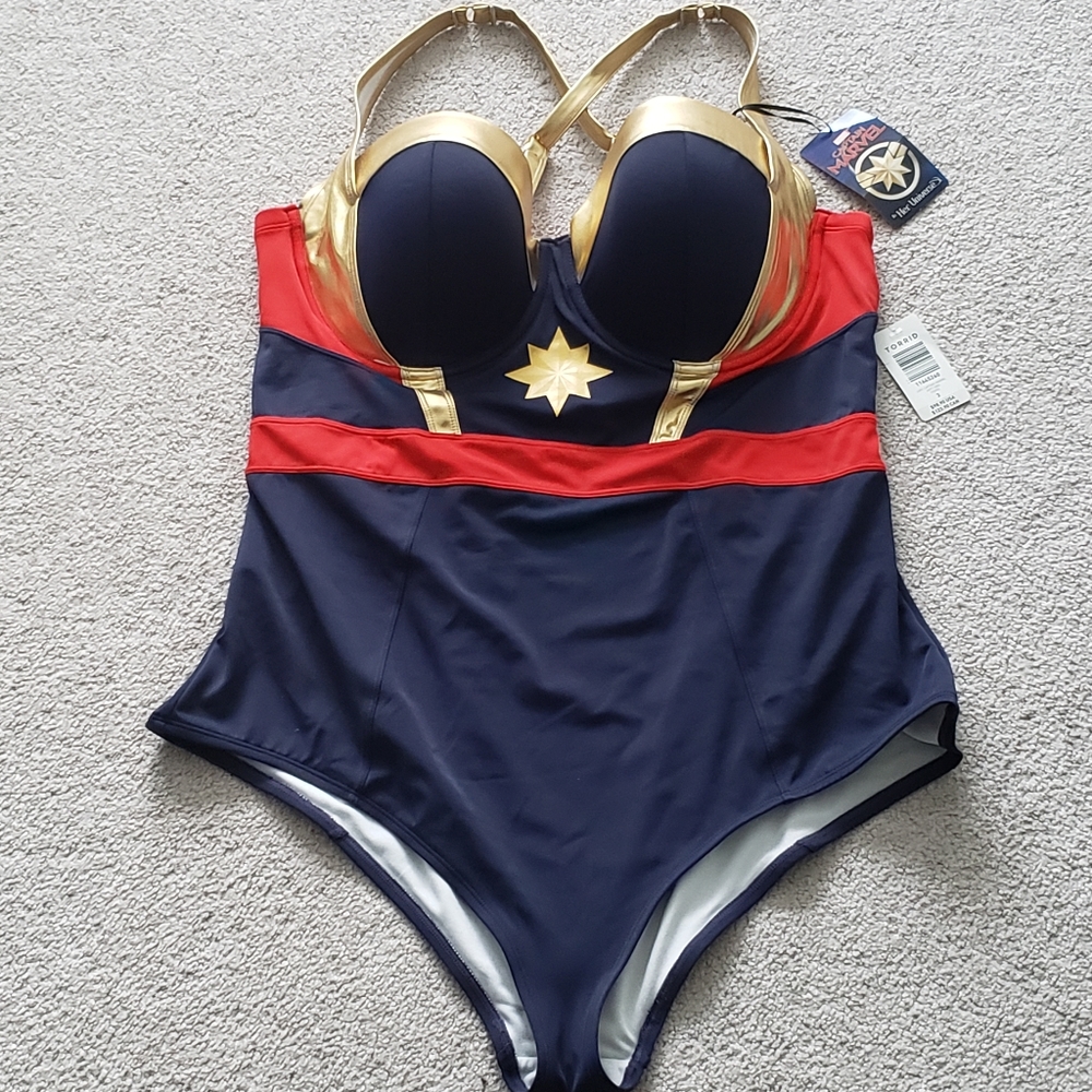 Torrid Captain Marvel Swimsuit size 3 NWT